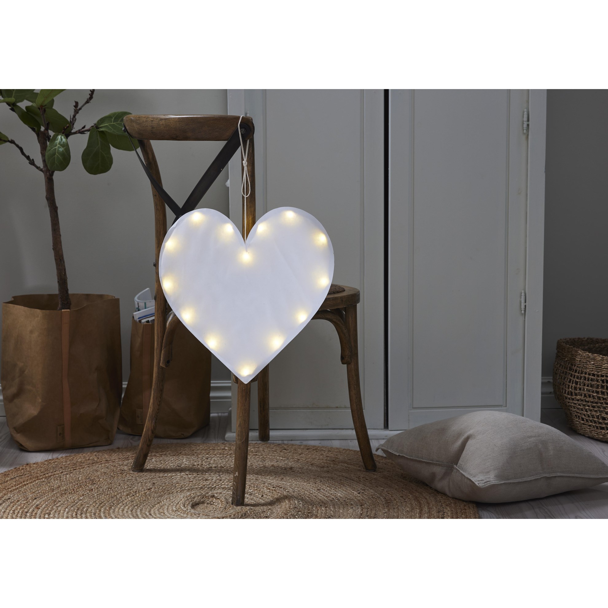 Papírové lehce polstrované srdce s LED diodami 40 cm_0