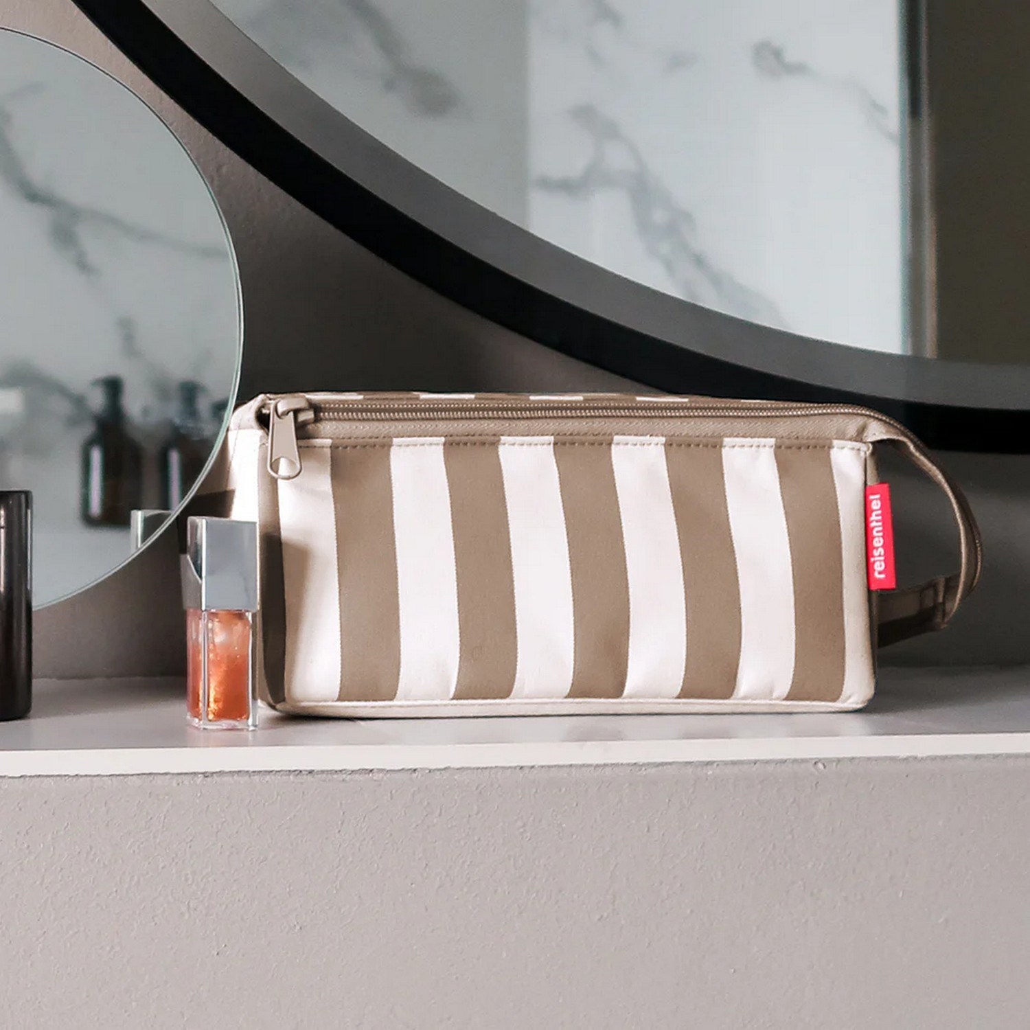 Kosmetická taška Reisenthel Fold Case summerstripes coffee_0