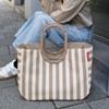 Módní taška Reisenthel Loopshopper L summerstripes coffee_1