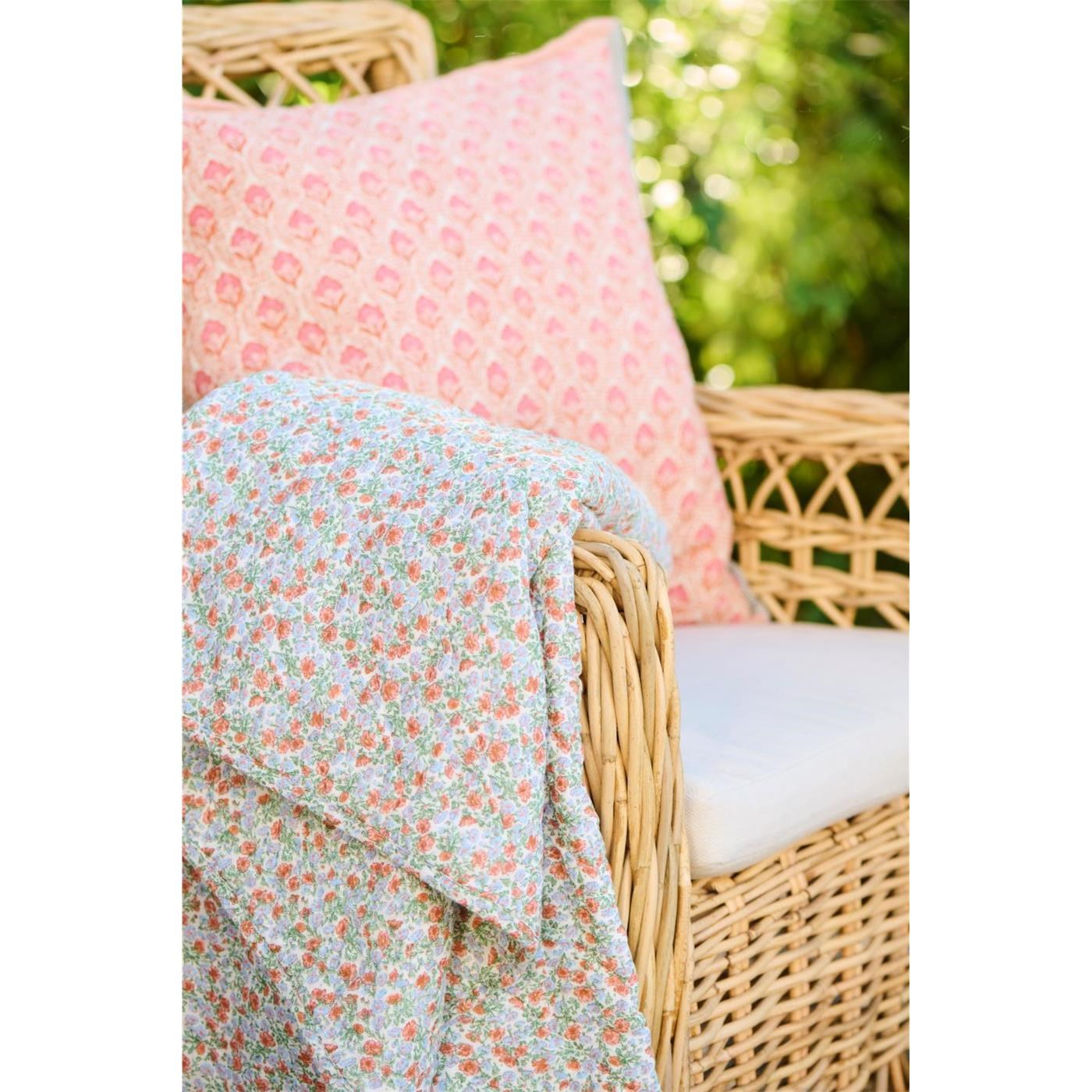 Prošívaná deka/přehoz Ib Laursen s modro rezavými kvítky 180x130 cm_0