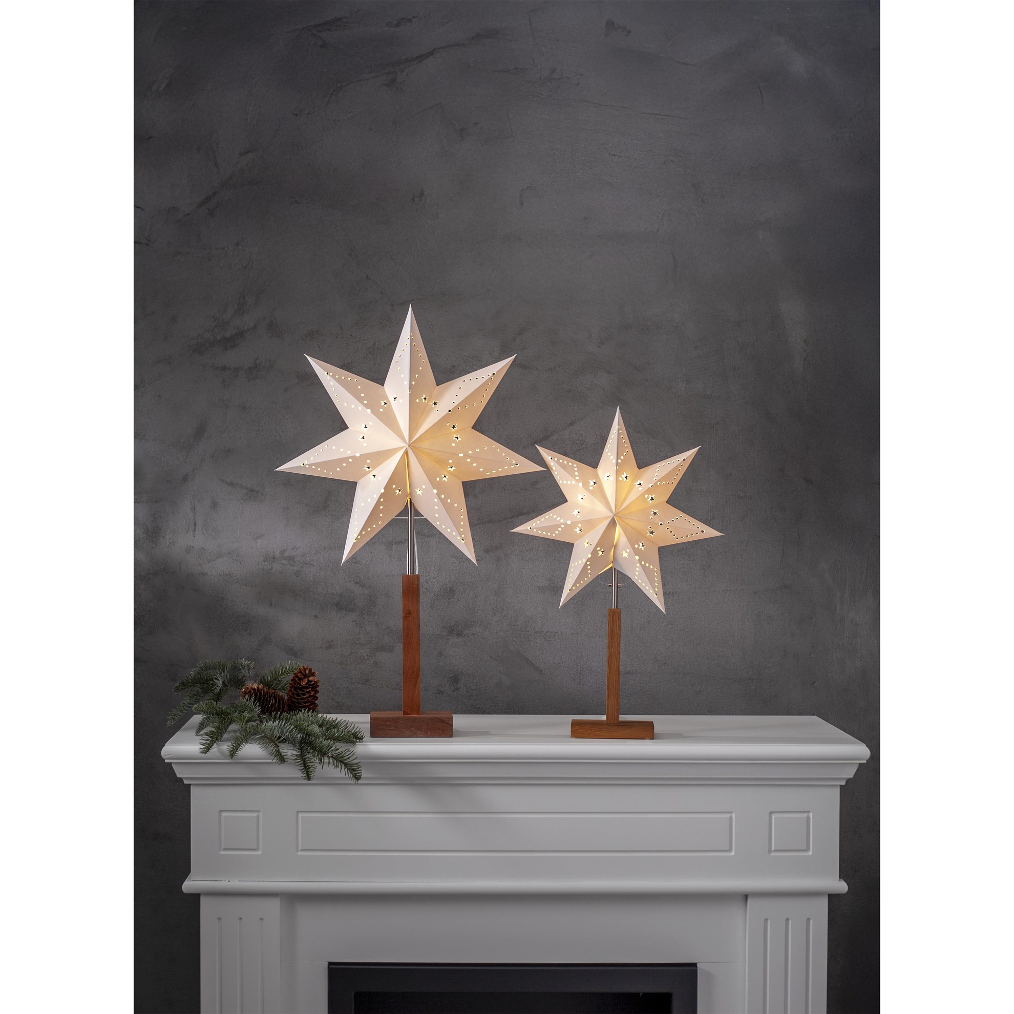 Papírová hvězda na dřevěném podstavci KARO V.55 cm_1