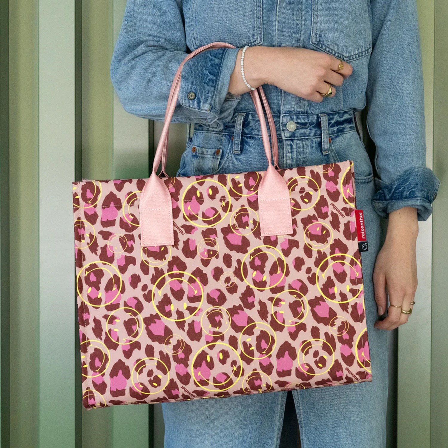 Taška přes rameno Reisenthel Daily Shoppersmiley leo blush_2