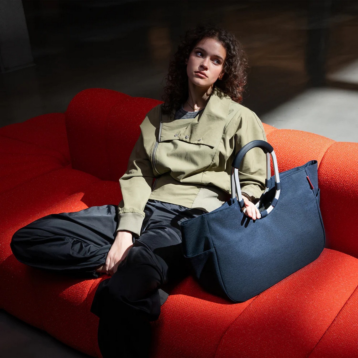 Módní taška Reisenthel Loopshopper L twist navy_1